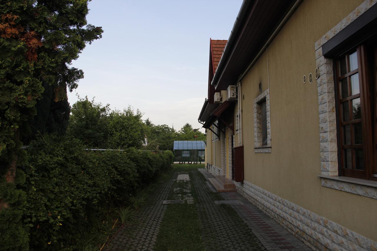 Kisherceg Szallashely Budapest Exterior photo